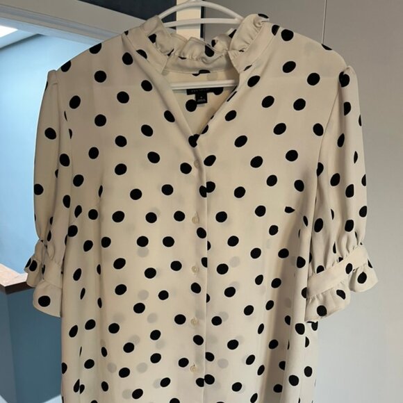 Ann Taylor White Polka Dot Blouse – Classic Professional Button-Down Top - Picture 1 of 4